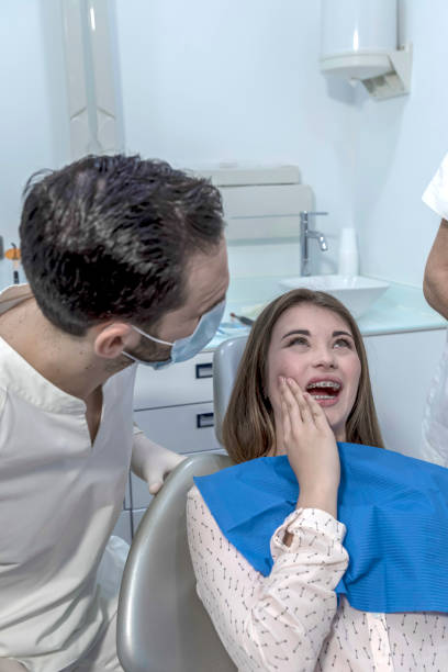 Best Emergency Tooth Extraction in Tangerine, FL